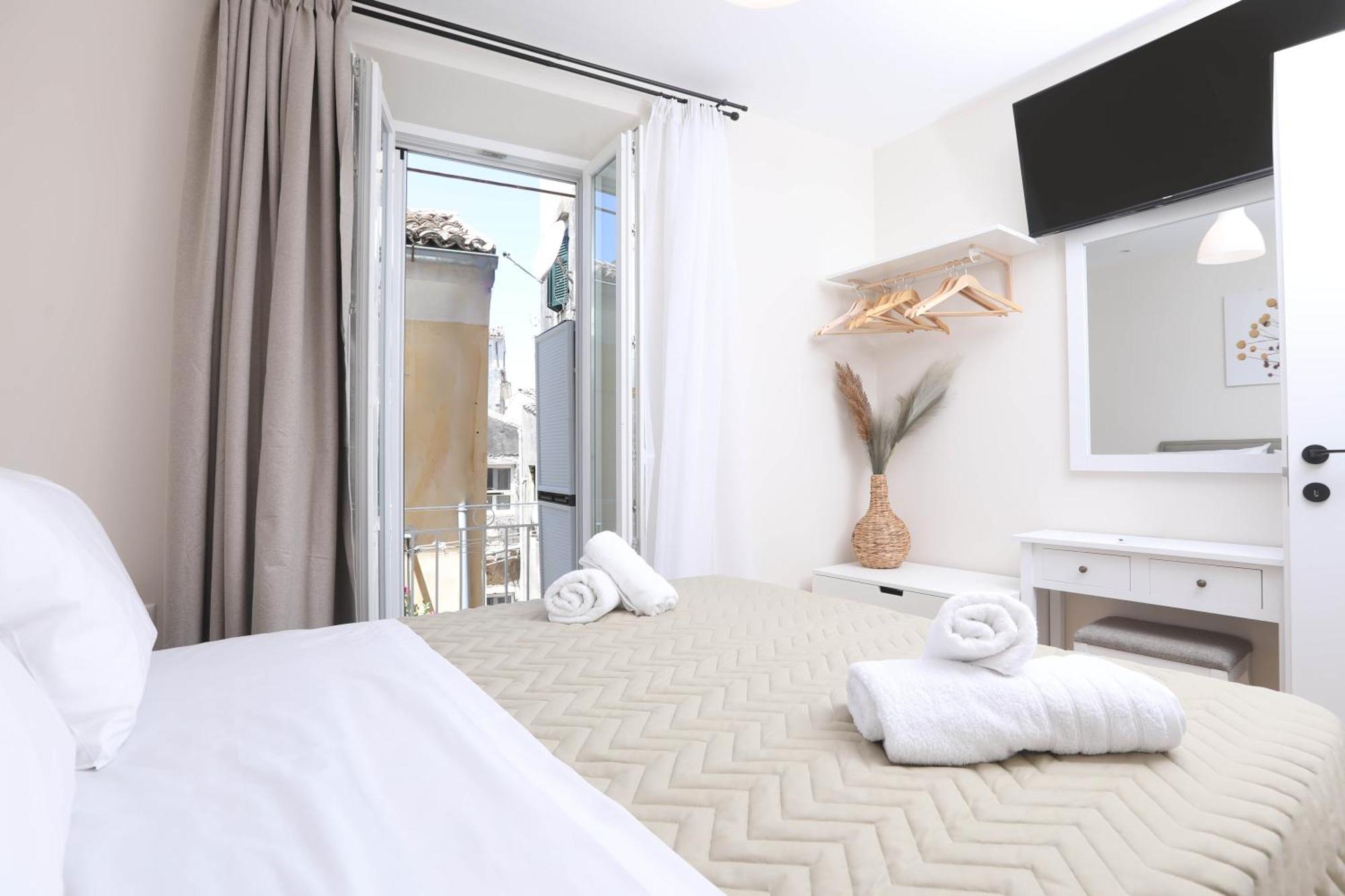Patras Luxury Apartment Corfu  Extérieur photo
